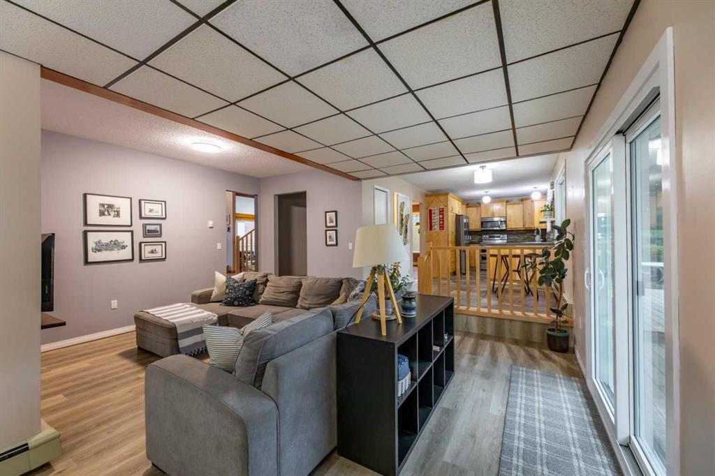









141


Hansen

Drive,
Hinton,




AB
T7V1J2

