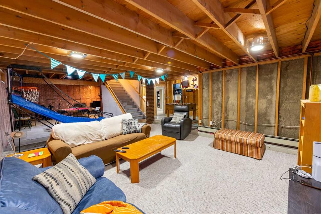 









141


Hansen

Drive,
Hinton,




AB
T7V1J2

