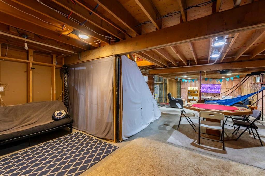 









141


Hansen

Drive,
Hinton,




AB
T7V1J2

