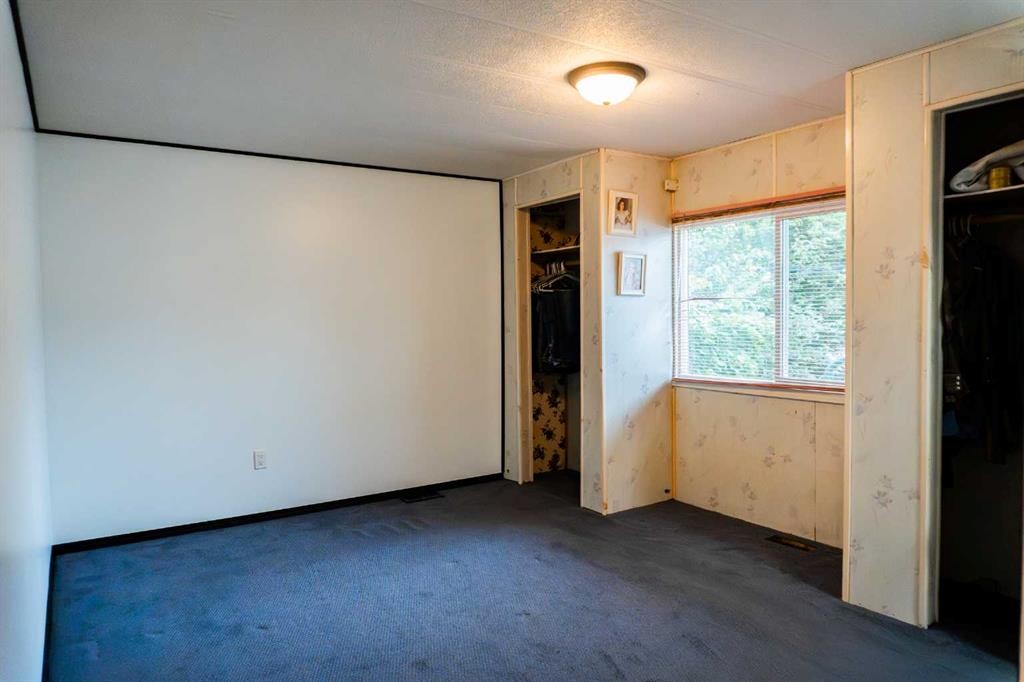 









133


Jarvis

Street, 249,
Hinton,




AB
T7V 1R6

