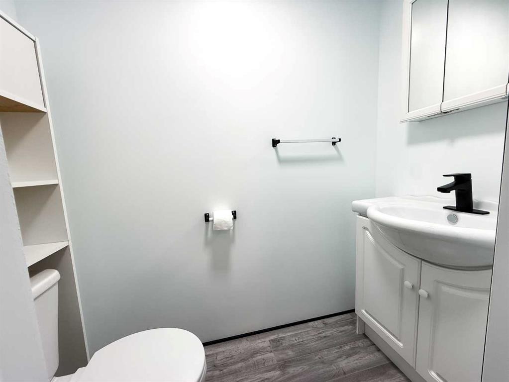 









133


Jarvis

Street, 249,
Hinton,




AB
T7V 1R6

