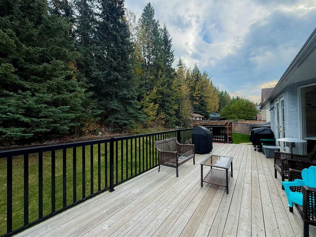 









127


Sitar

Crescent,
Hinton,




AB
T7V 1S6

