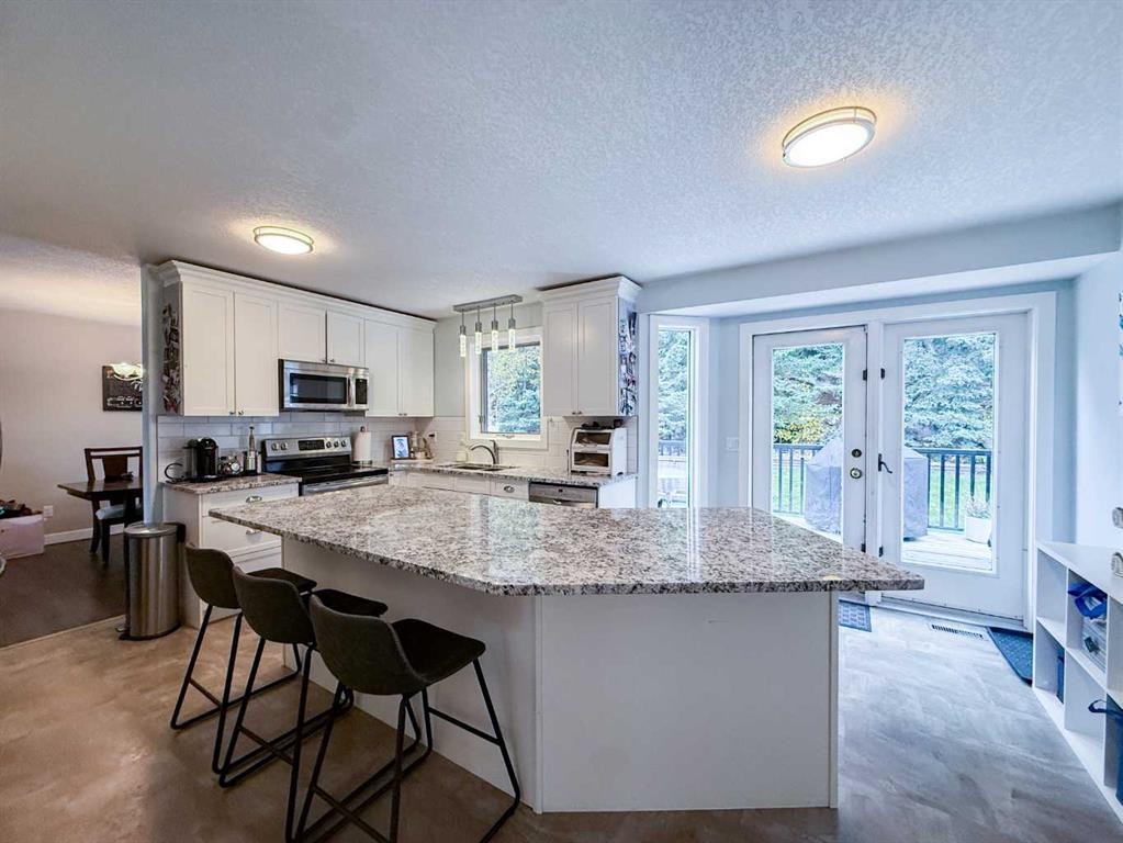 









127


Sitar

Crescent,
Hinton,




AB
T7V 1S6

