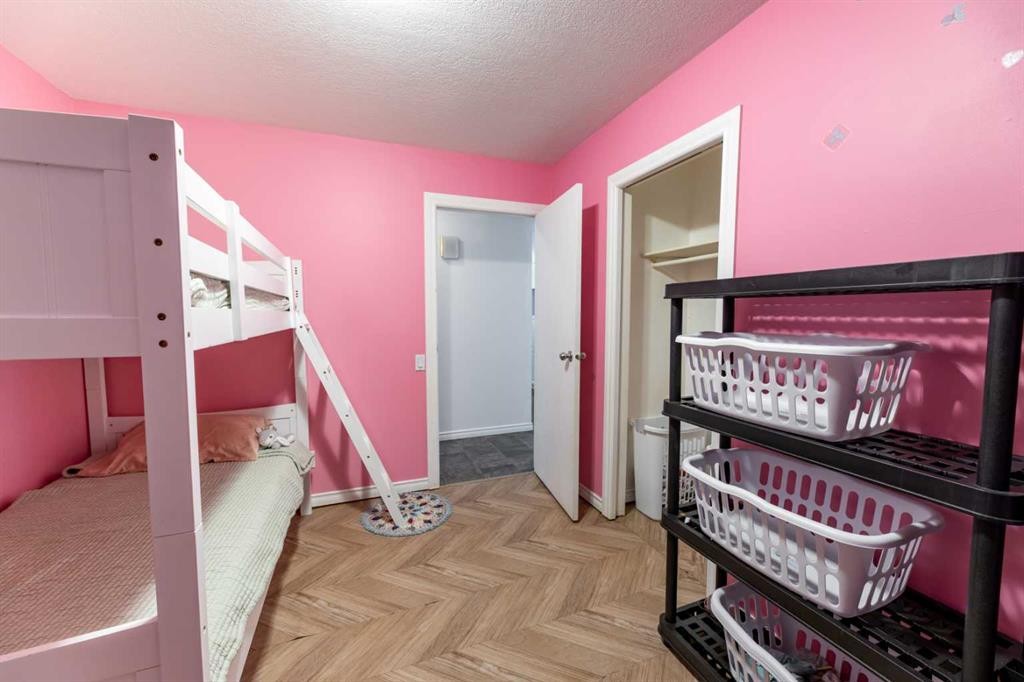 









151


Rispler

Way,
Hinton,




AB
T7V1L7

