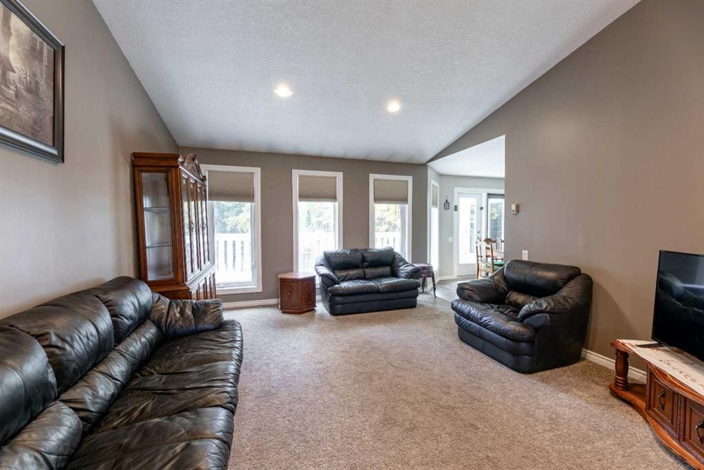 









151


Rispler

Way,
Hinton,




AB
T7V1L7

