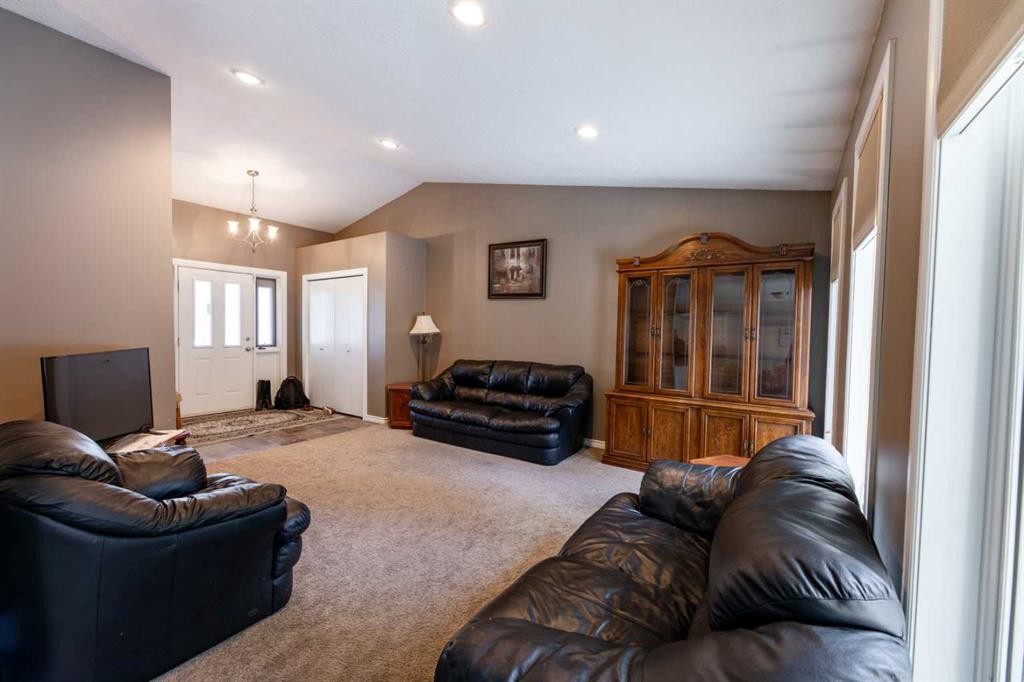 









151


Rispler

Way,
Hinton,




AB
T7V1L7

