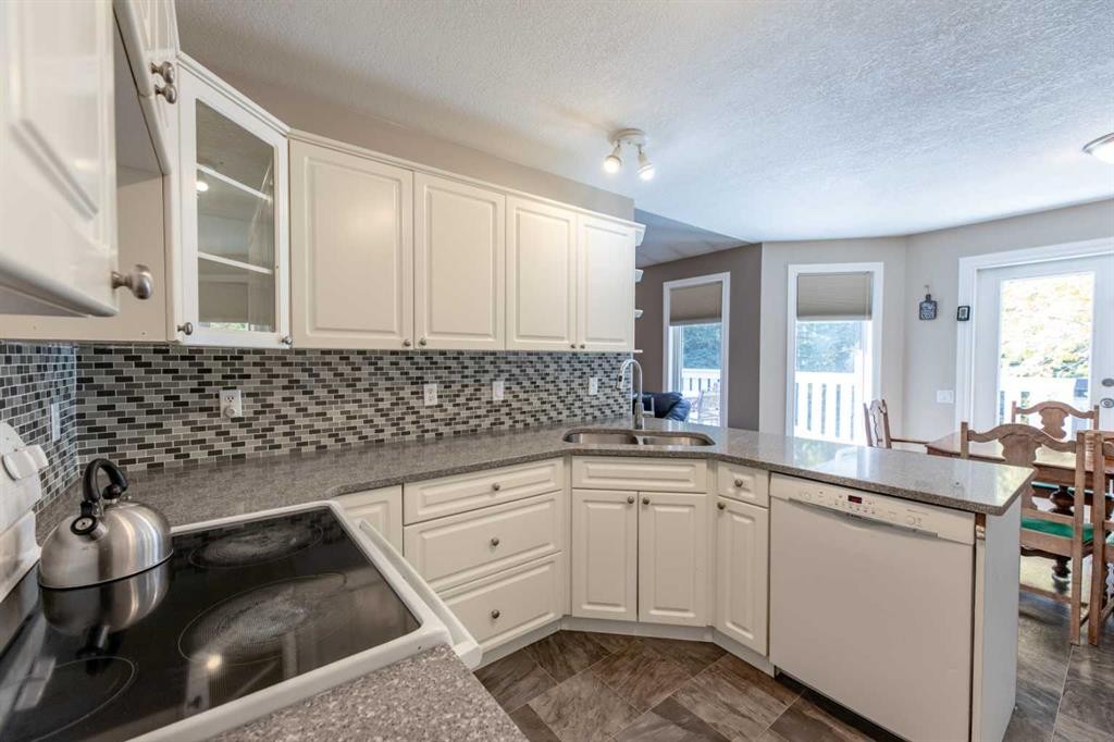 









151


Rispler

Way,
Hinton,




AB
T7V1L7

