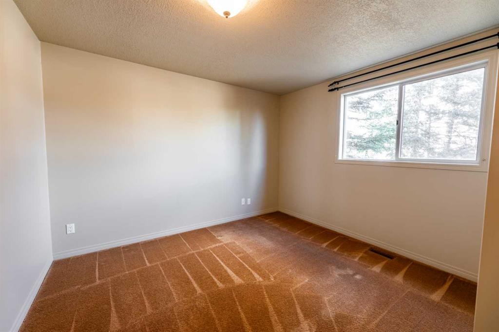









320


Collinge

Road,
Hinton,




AB
T7V1L2

