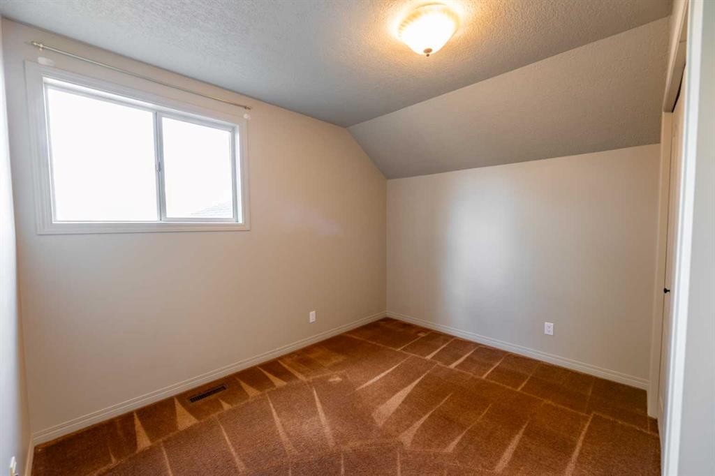 









320


Collinge

Road,
Hinton,




AB
T7V1L2

