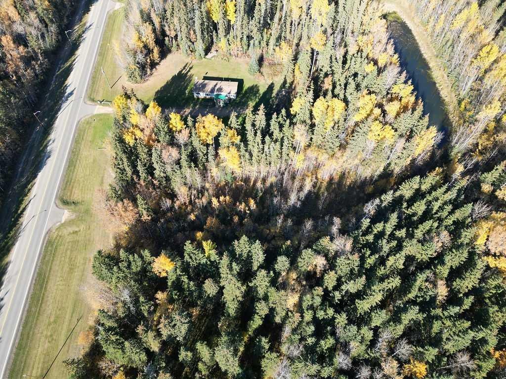 









3250


Calling Lake Drive

,
Calling Lake,







AB
T0G0K0

