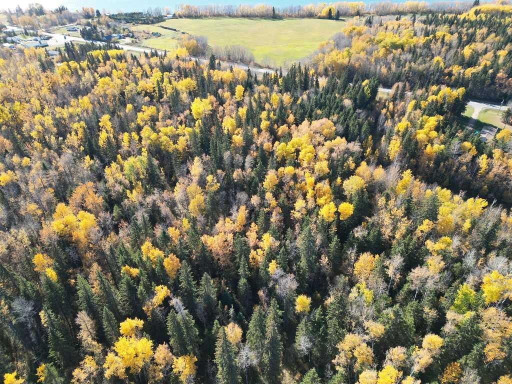 









3210


Calling Lake Drive

,
Calling Lake,







AB
T0G0K0

