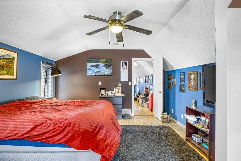 









412


Cougar

Street,
Banff,




AB
T1L1A1

