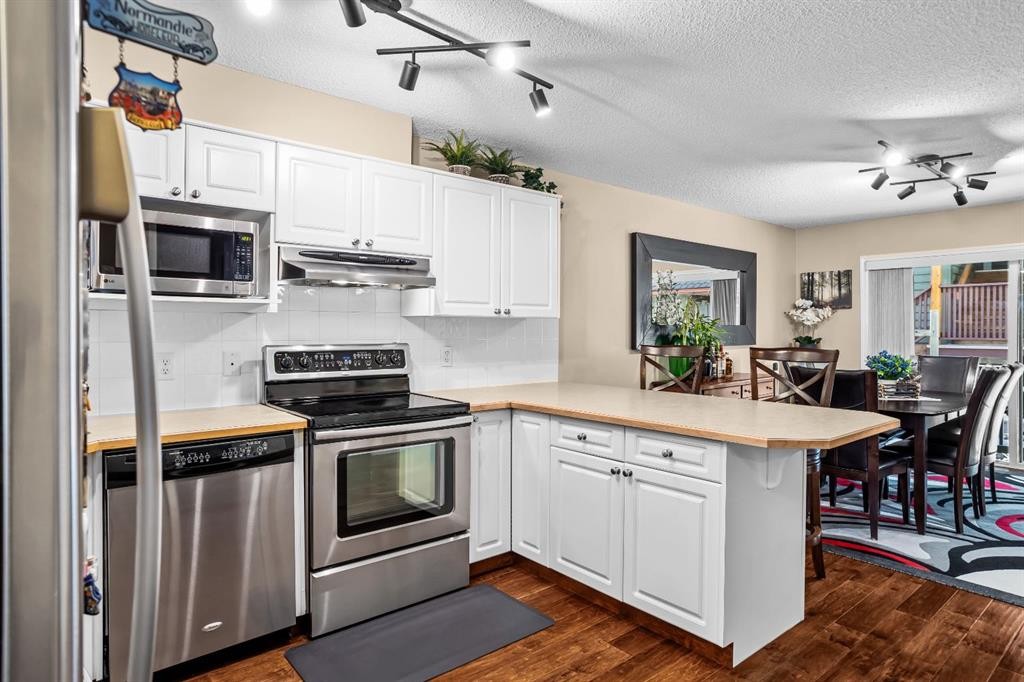 









504


Banff

Avenue West, 9,
Banff,




AB
T1L 1E7

