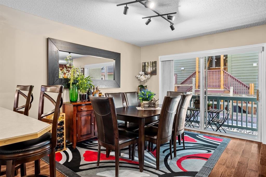 









504


Banff

Avenue West, 9,
Banff,




AB
T1L 1E7

