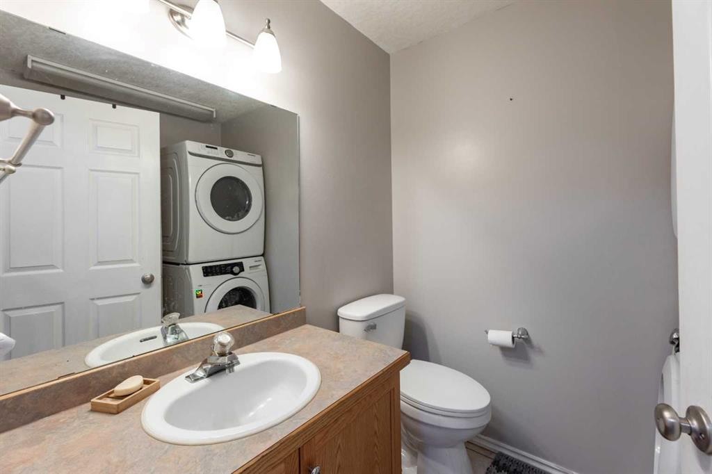 









237


Baker

Street,
Hinton,




AB
T7V2C4

