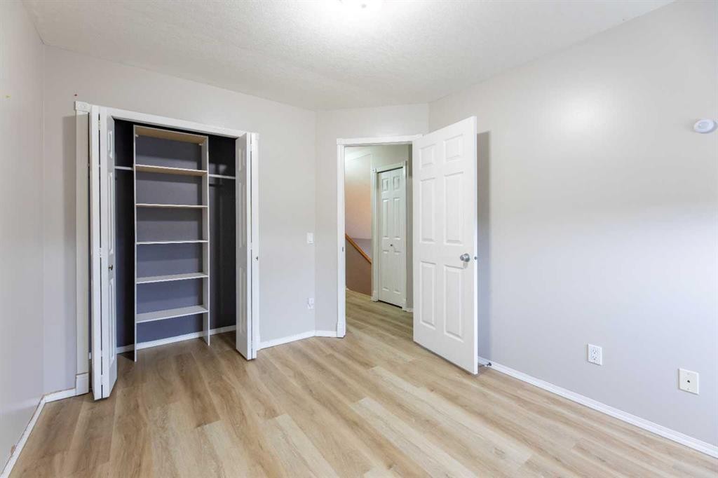 









237


Baker

Street,
Hinton,




AB
T7V2C4

