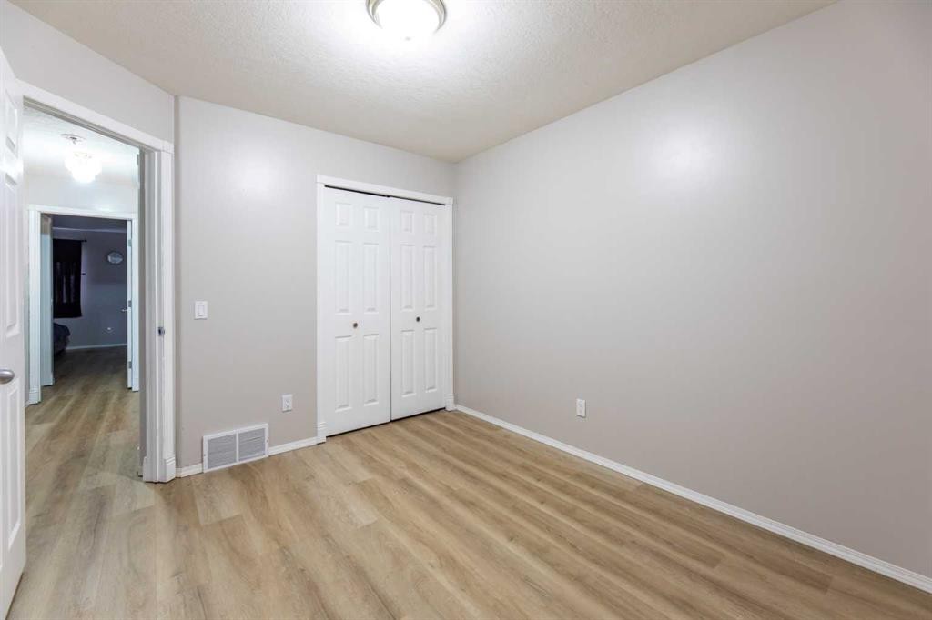 









237


Baker

Street,
Hinton,




AB
T7V2C4

