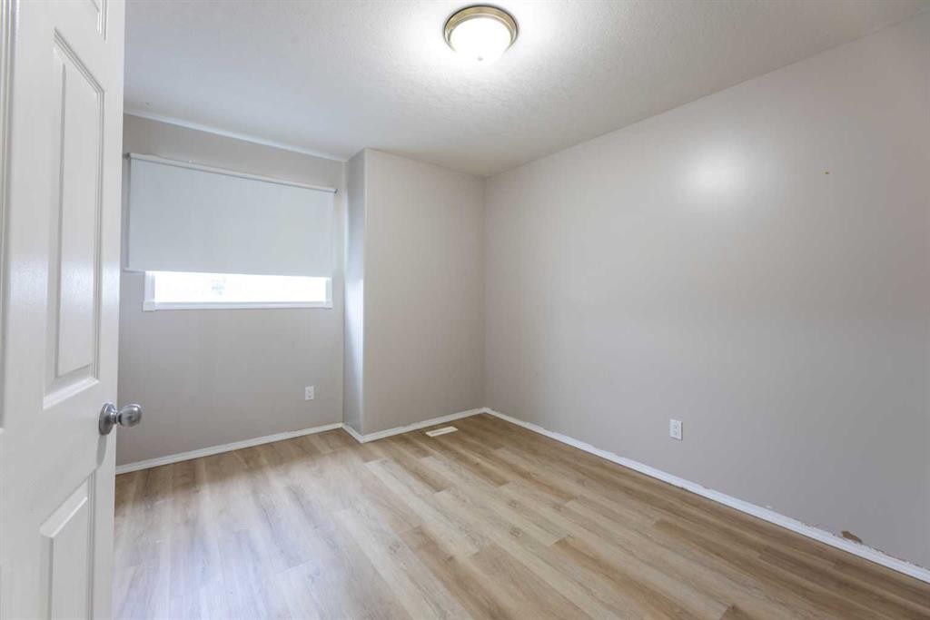 









237


Baker

Street,
Hinton,




AB
T7V2C4

