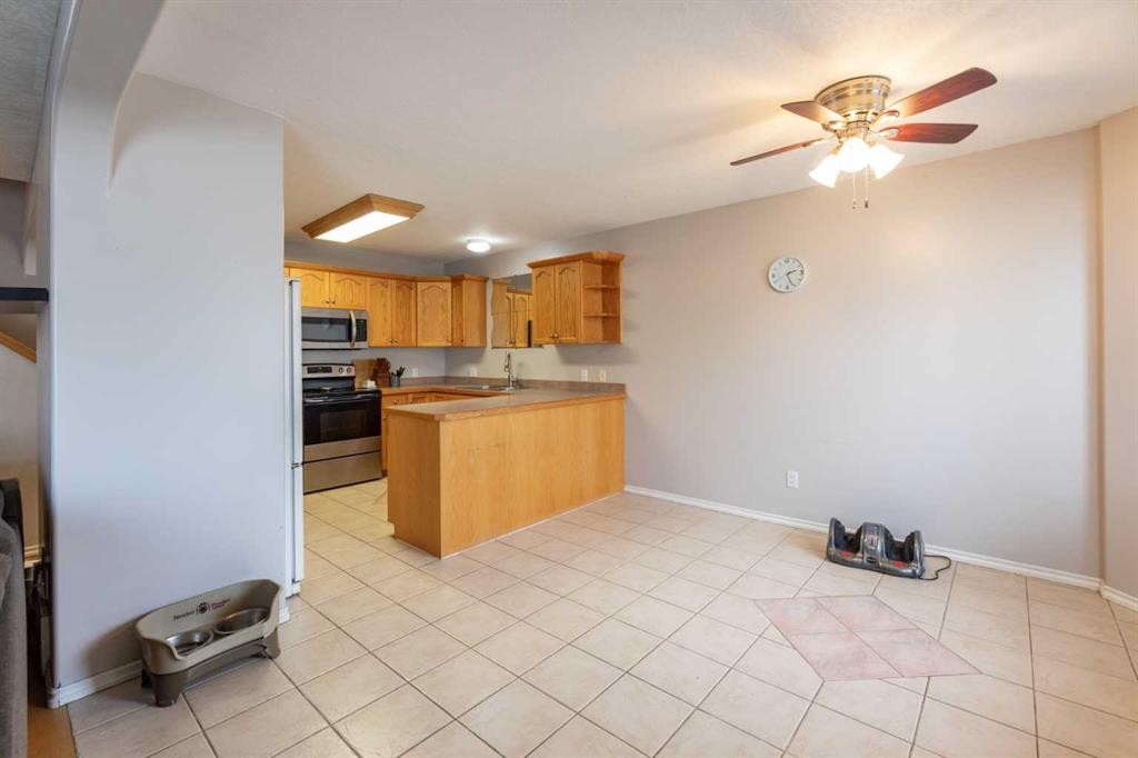 









237


Baker

Street,
Hinton,




AB
T7V2C4

