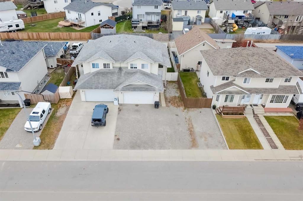 









237


Baker

Street,
Hinton,




AB
T7V2C4

