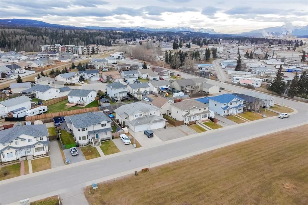 









237


Baker

Street,
Hinton,




AB
T7V2C4

