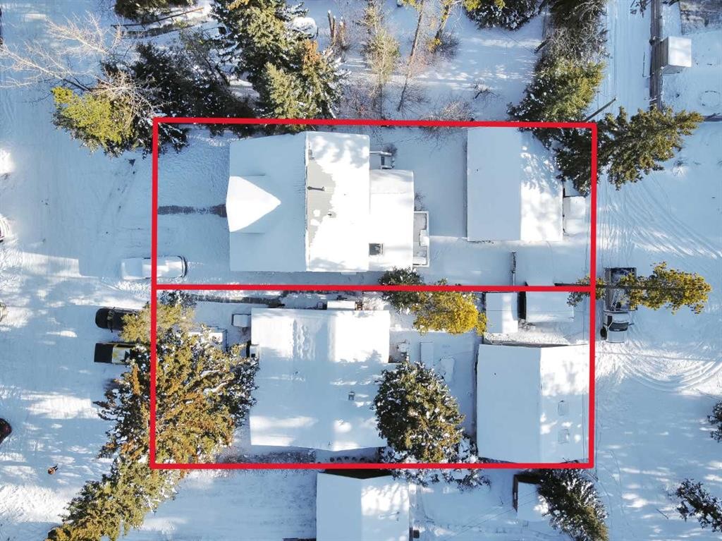 









813


13th

Street,
Canmore,




AB
T1W1W5

