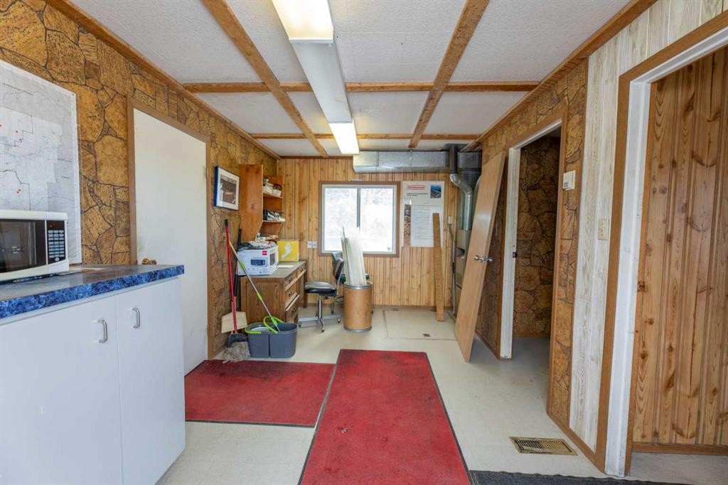 









51018


RR254

Road,
Rural Yellowhead County,




AB
T0H1P0

