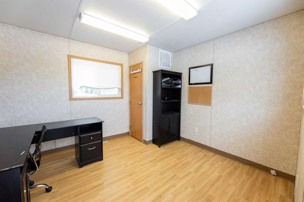 









51018


RR254

Road,
Rural Yellowhead County,




AB
T0H1P0

