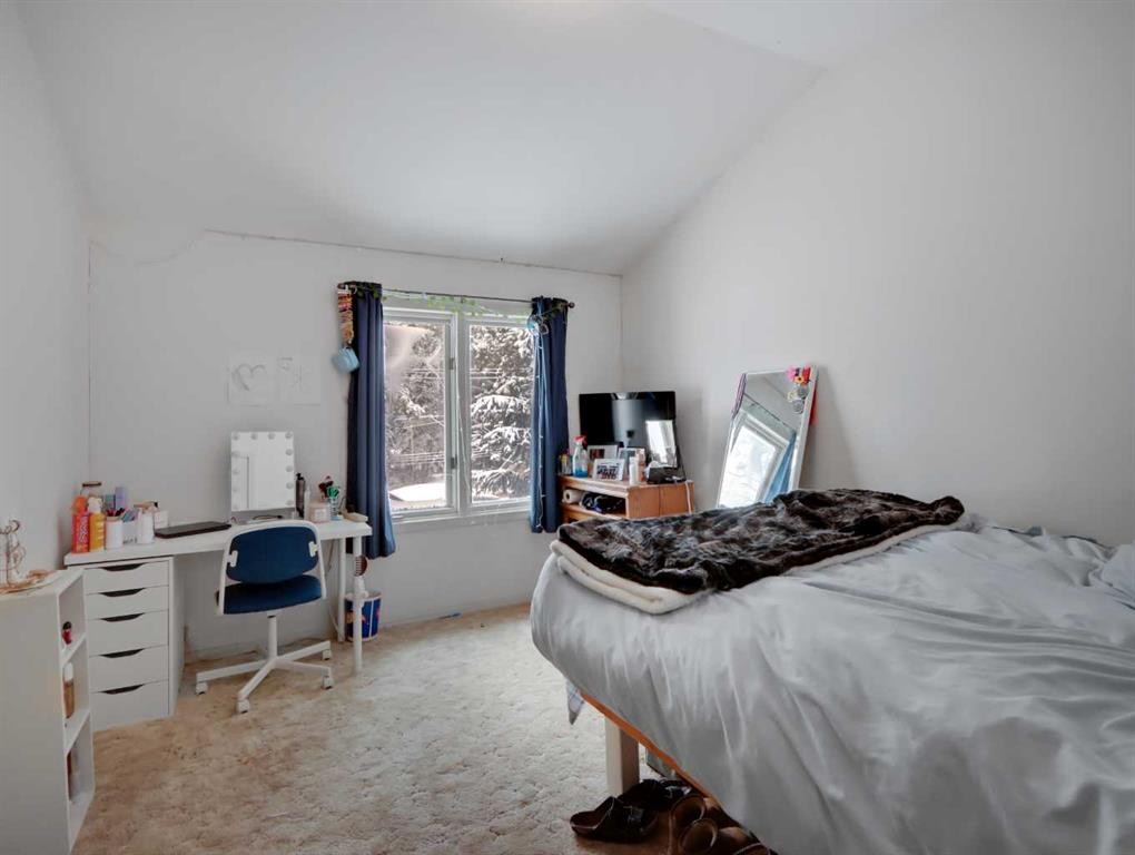 









809


13

Street,
Canmore,




AB
T1W1W5

