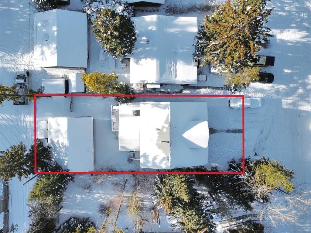 









809


13

Street,
Canmore,




AB
T1W1W5

