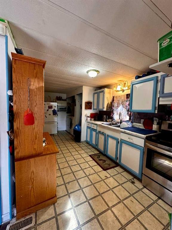 









145


East River

Road, A7,
Hinton,




AB
T7V 1S2

