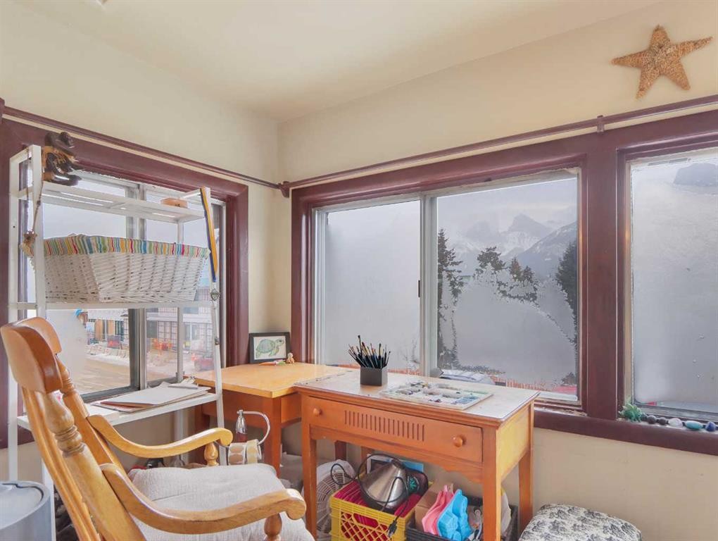 









910


Main

Street,
Canmore,




AB
T1W1R6

