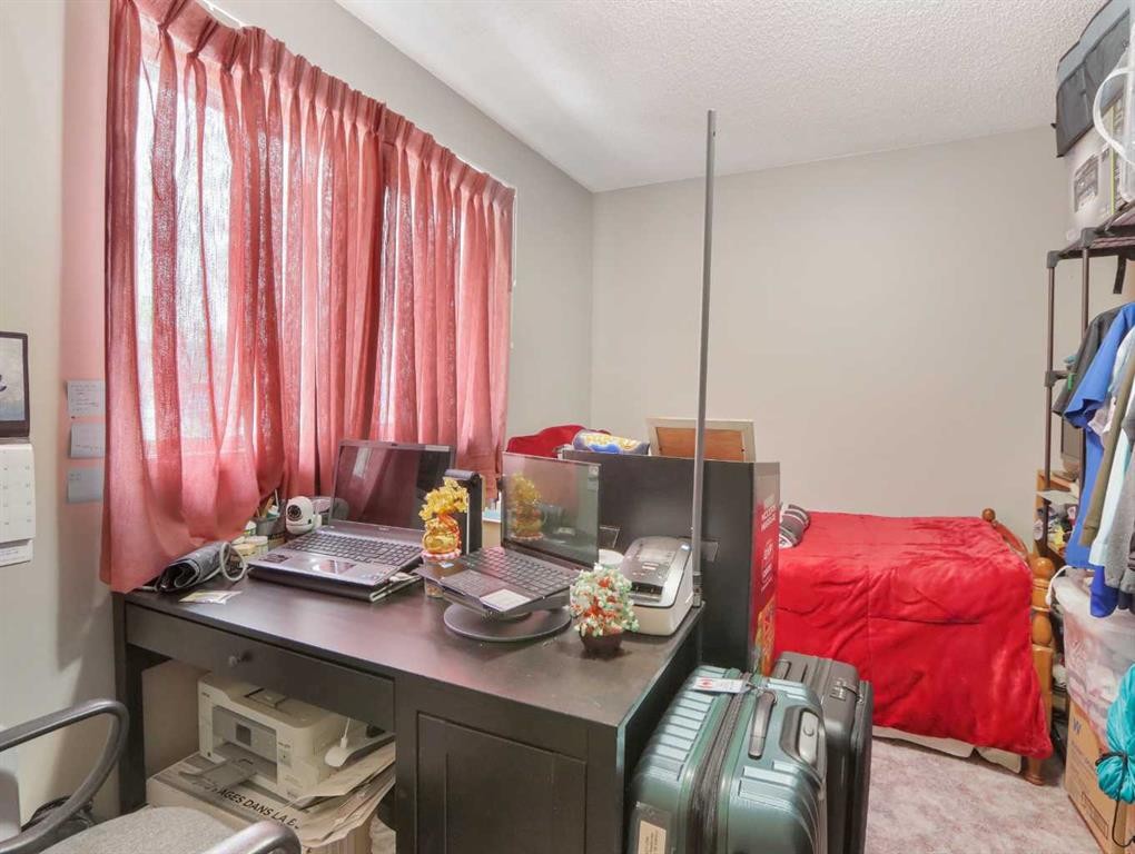 









906


Main

Street,
Canmore,




AB
T1W1P3

