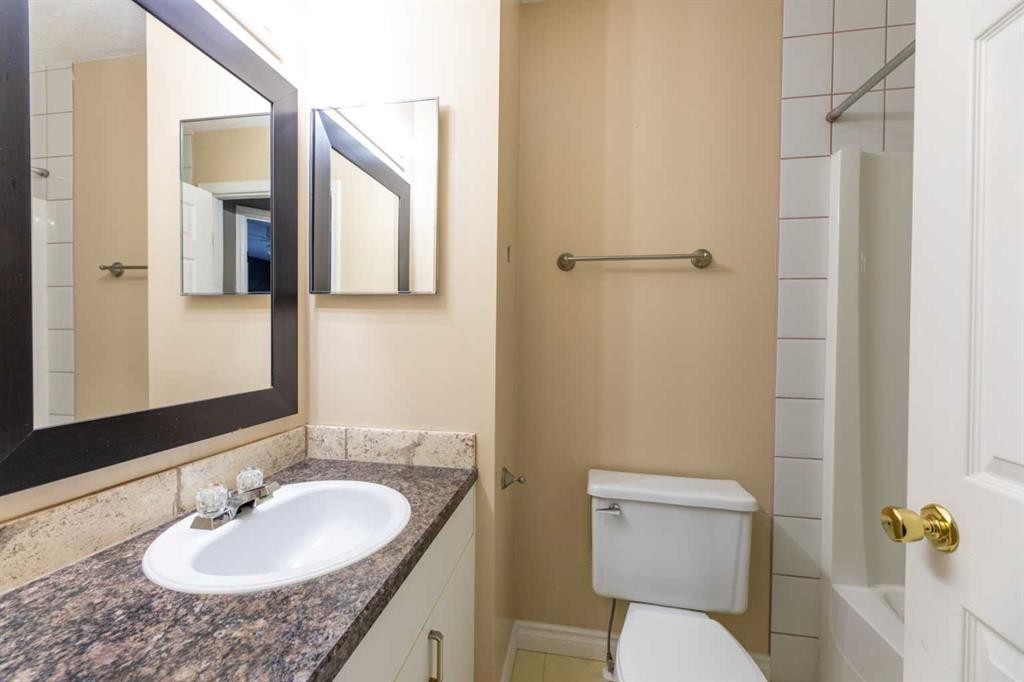 









465


Makenny

Street, 10,
Hinton,




AB
T7V1H3

