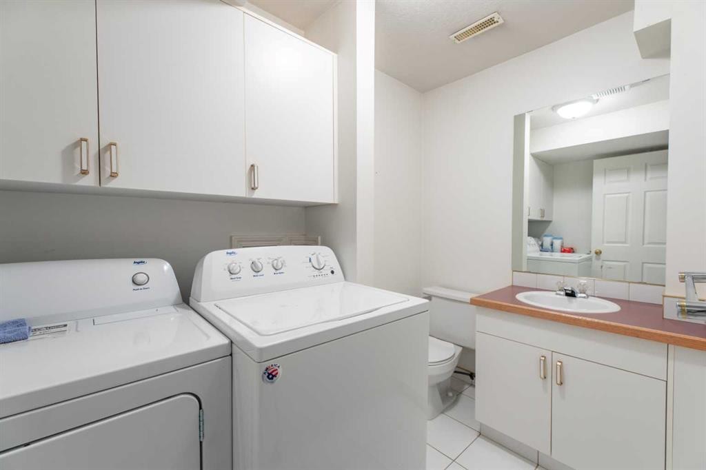 









465


Makenny

Street, 10,
Hinton,




AB
T7V1H3

