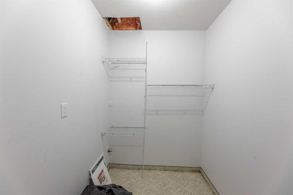 









465


Makenny

Street, 10,
Hinton,




AB
T7V1H3

