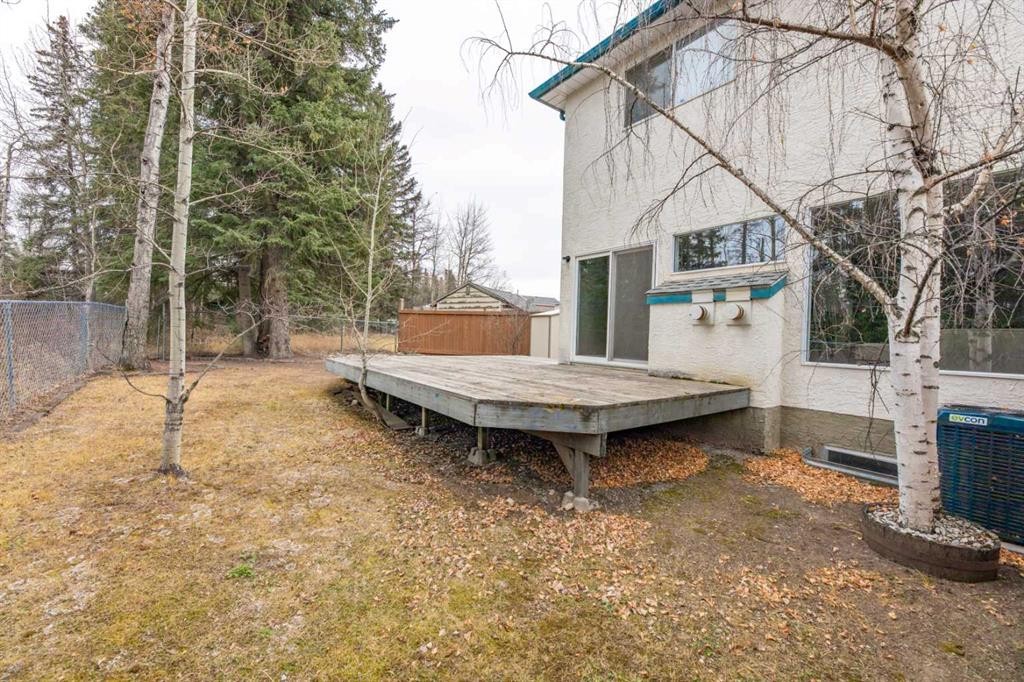 









465


Makenny

Street, 10,
Hinton,




AB
T7V1H3

