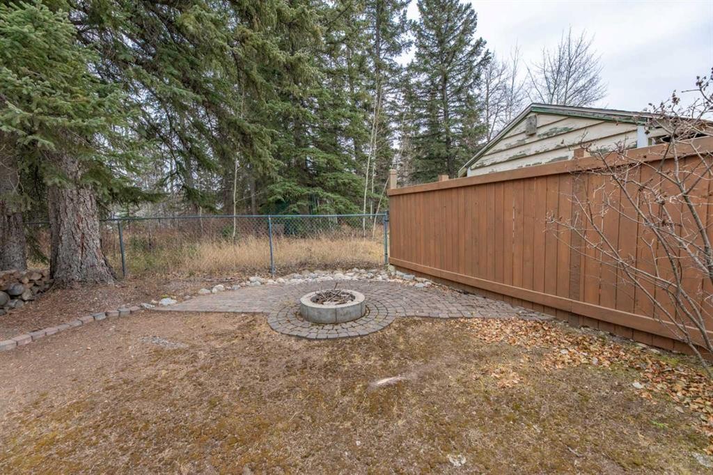 









465


Makenny

Street, 10,
Hinton,




AB
T7V1H3

