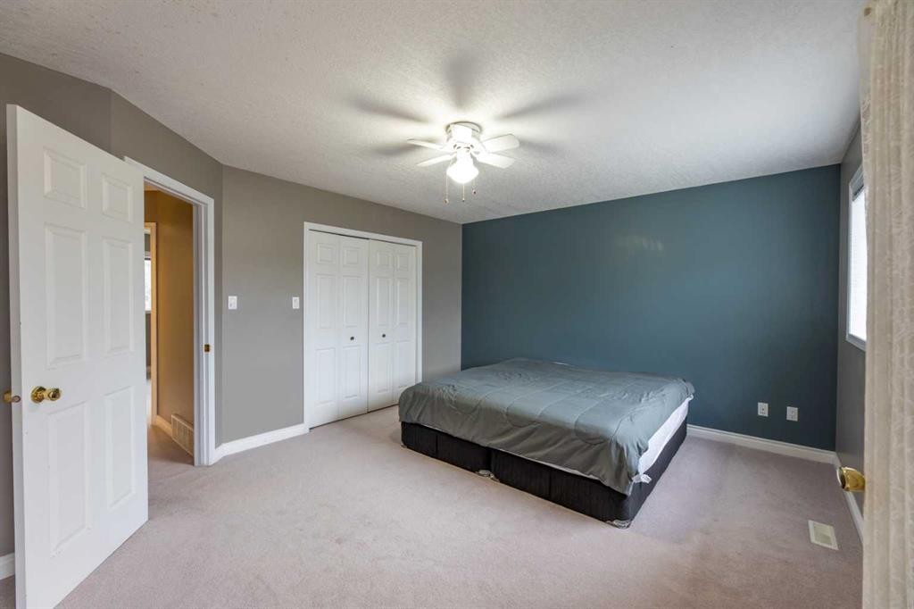 









465


Makenny

Street, 10,
Hinton,




AB
T7V1H3

