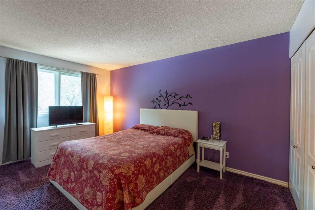 









124


Cheviot

Drive,
Hinton,




AB
T7V1P9

