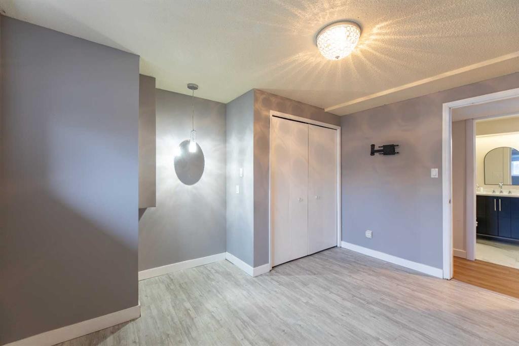 









124


Cheviot

Drive,
Hinton,




AB
T7V1P9

