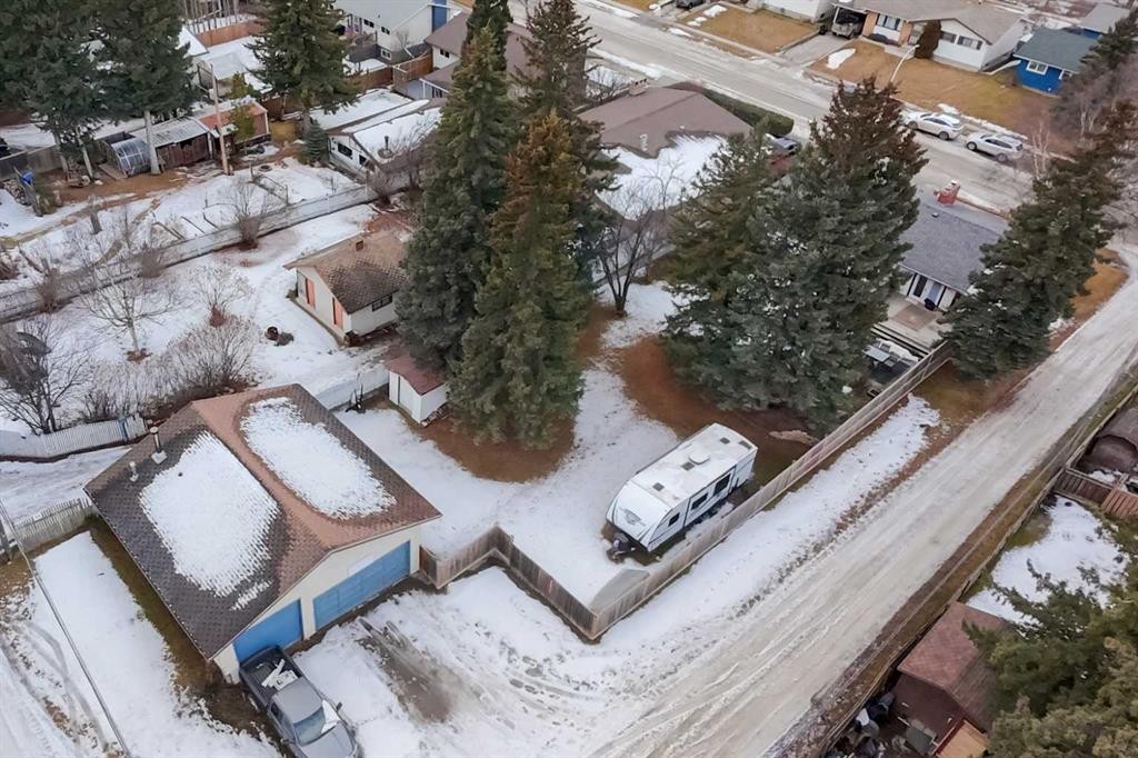 









124


Cheviot

Drive,
Hinton,




AB
T7V1P9

