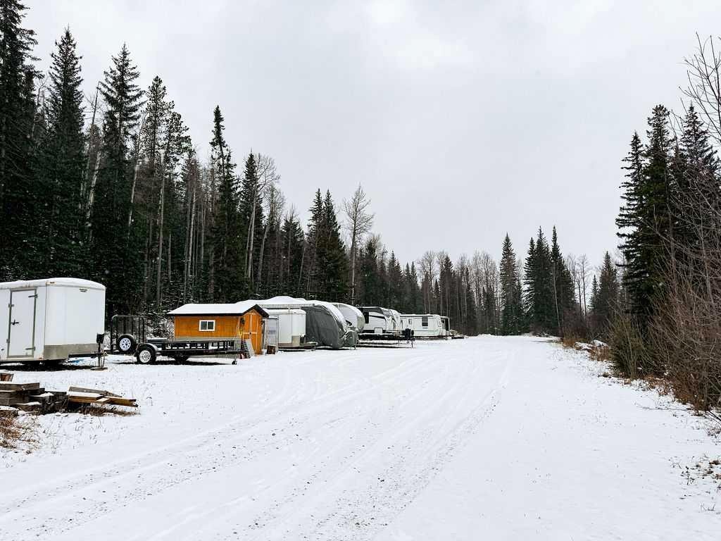









4B-24425


East River

Road,
Hinton,




AB
T7V 0A3

