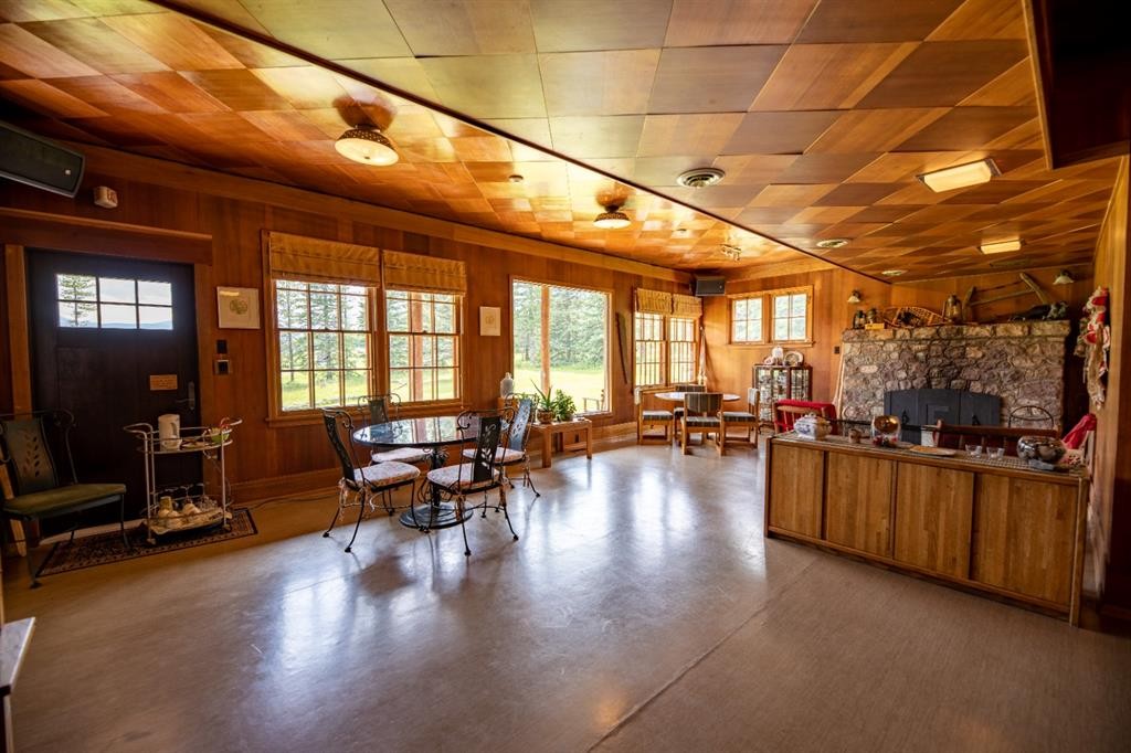 









50409A


Highway 16

,
Rural Yellowhead County,




AB
T7V 1X4

