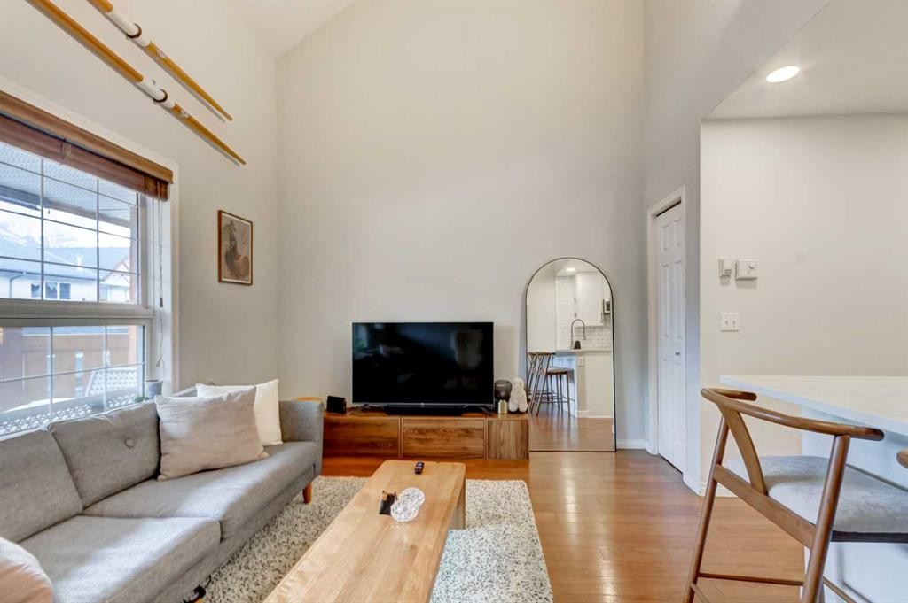 









112


Kananaskis

Way, 210,
Canmore,




AB
T1W 2X2

