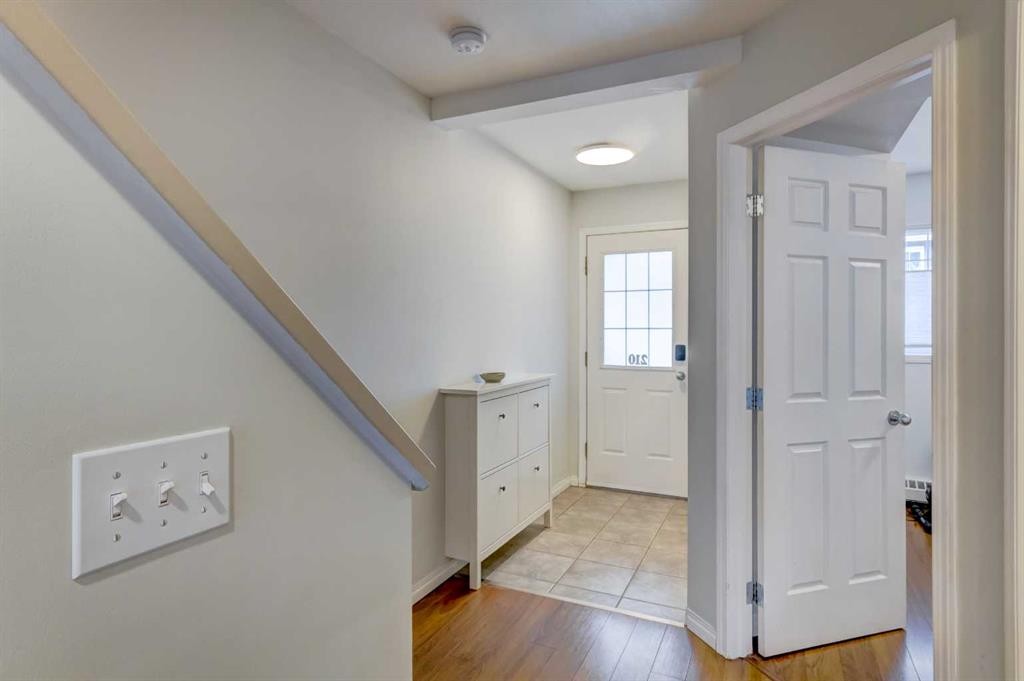 









112


Kananaskis

Way, 210,
Canmore,




AB
T1W 2X2

