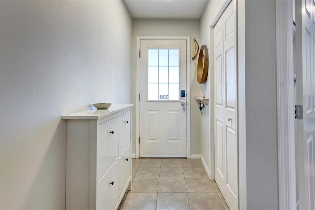 









112


Kananaskis

Way, 210,
Canmore,




AB
T1W 2X2

