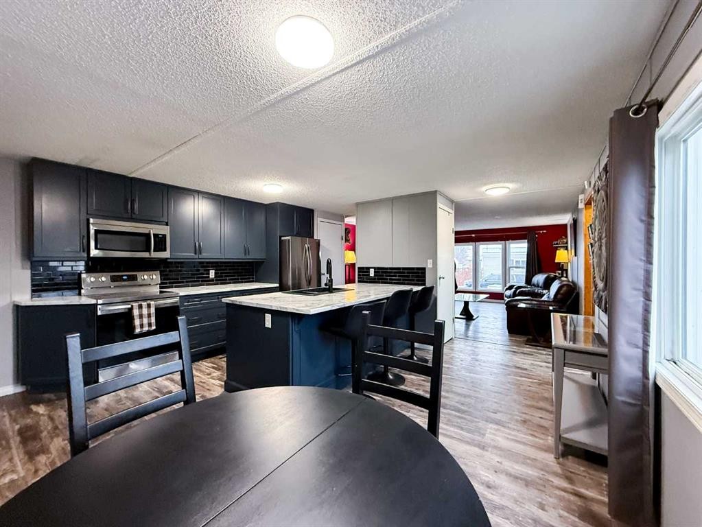 









226


Skogg

Avenue,
Hinton,




AB
T7V 1A6

