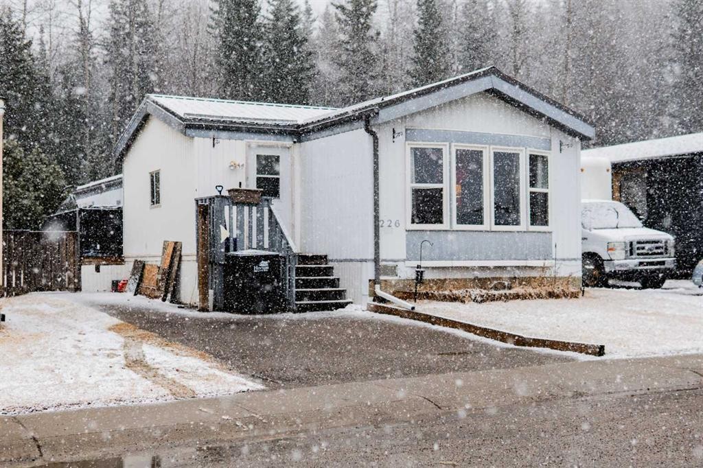 









226


Skogg

Avenue,
Hinton,




AB
T7V 1A6

