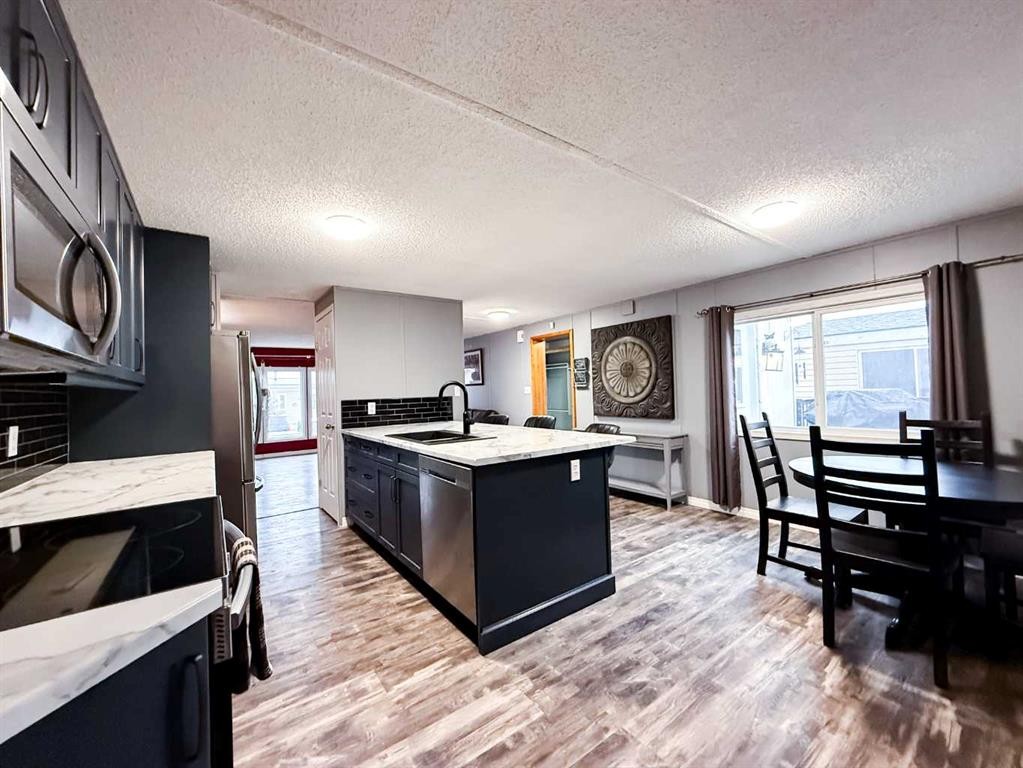 









226


Skogg

Avenue,
Hinton,




AB
T7V 1A6

